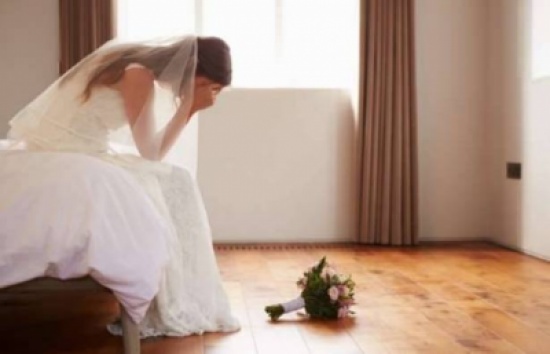 بالفيديو: ليله الزفاف طلقها بعد ان قالت ....