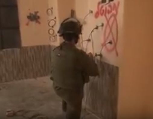 بالفيديو: قوات الاحتلال تفجر 4 منازل فلسطينية في الضفة