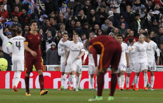 صور وفيديو| ريال مدريد يكرر فوزه على روما ويتأهل الى ربع نهائي دوري الأبطال