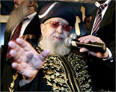 حاخام يشبه أوباما بـ"الملك داود".. ويتنبأ بظهور المسيح فى عهده حاخام يشبه أوباما بـ"الملك داود".. ويتنبأ بظهور المسيح فى عهده