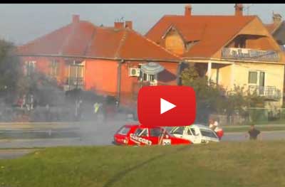 إنقلاب عنيف لسيارة في سباق رالي