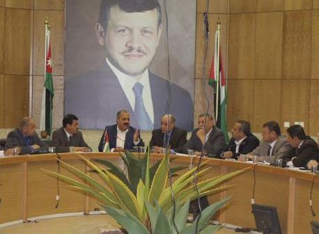 مجلس محافظة اربد يطلع على اعمال لجانه