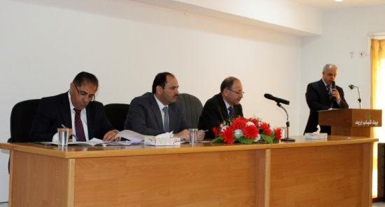 أسرة  المجلس الأعلى للشباب في حوار مفتوح مع اندية اربد