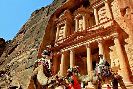 وزارة السياحة تطلق حملة "الاردن احلى "