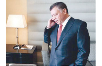 الملك يتلقى اتصالا هاتفيا من الرئيس الفلسطيني