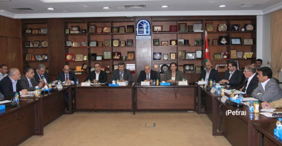 القطامين: وزارة العمل والقطاع الخاص يعملان لايجاد حل لنقص الأيدي العمالة