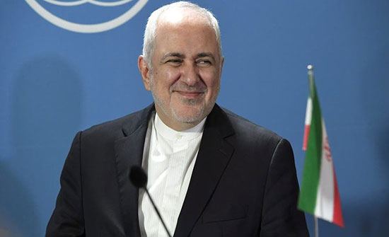 لقاء سري في ميونيخ.. بين ظريف وسيناتور ديمقراطي