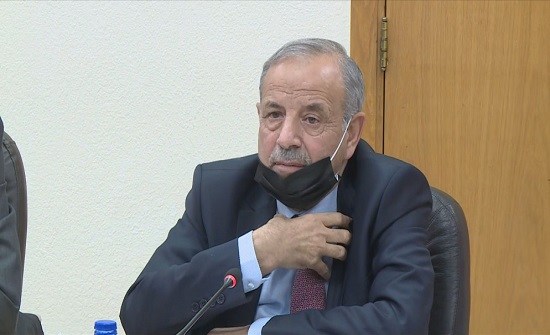 وزير الإدارة المحلية: لا قرار حتى الآن بحل المجالس البلدية والمحافظات وزير الإدارة المحلية: لا قرار حتى الآن بحل المجالس البلدية والمحافظات