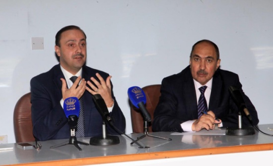 المومني : الحكومة مستعدة للتراجع عن قراراتنا إذا ثبت أنها غير صحيحة