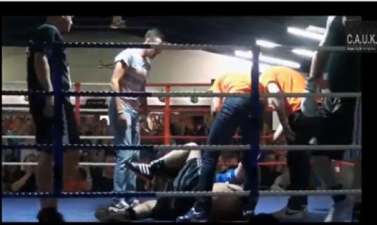 ملاكم فرنسي حاول أن يعتدي على الحكم