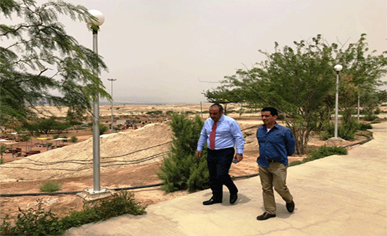 أمين عمان يتفقد متنزه الأمير الحسين بن عبدالله الثاني في منطقة سويمة