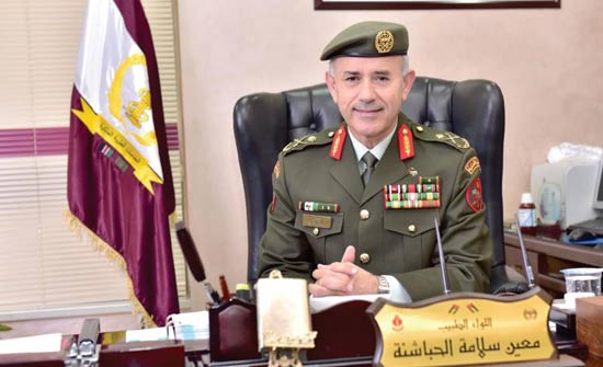 اللواء الحباشنة يبحث مع وفد إماراتي عسكري أوجه التعاون في المجالات الطبية اللواء الحباشنة يبحث مع وفد إماراتي عسكري أوجه التعاون في المجالات الطبية