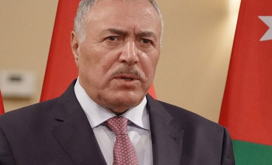 وزير الصحة يطمئن على الطبيبين المعتدى عليهما وزير الصحة يطمئن على الطبيبين المعتدى عليهما