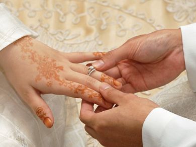 محكمة تلزم "عريسا" بدفع 50 ألفا لعروسه محكمة تلزم "عريسا" بدفع 50 ألفا لعروسه