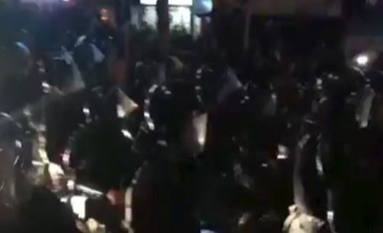 الإيرانيون يواصلون الخروج في مظاهرات احتجاجية .. والهتاف يتعالى ( فيديو )