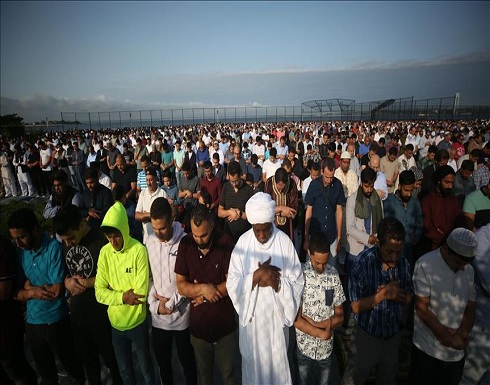 الولايات المتحدة.. الآلاف يؤدون صلاة العيد بولاية ماريلاند الولايات المتحدة.. الآلاف يؤدون صلاة العيد بولاية ماريلاند