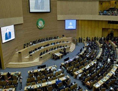 وفد إسرائيلي يغادر قاعة انعقاد القمة الأفريقية في مالابو إثر احتجاج عربي وفد إسرائيلي يغادر قاعة انعقاد القمة الأفريقية في مالابو إثر احتجاج عربي