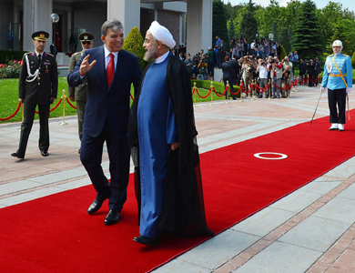 صحف إيران: زيارة روحاني لتركيا أبطلت مفعول السحر بين البلدين