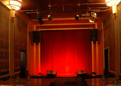 لجنة "تنمية المسرح المدرسي" التابعة للهيئة العربية للمسرح تؤكد اهمية التعاون مع وزراء التربية العرب