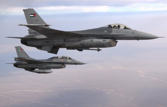 سلاح الجو الملكي يستلم طائرتي بلاك هوك