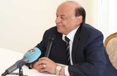 الرئيس اليمني يلتقي في عدن عدد من وزراء الحكومة المستقيلة الرئيس اليمني يلتقي في عدن عدد من وزراء الحكومة المستقيلة