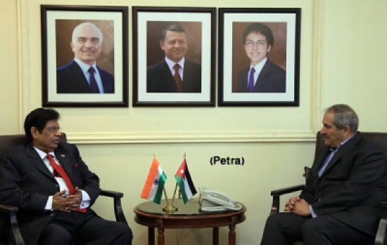 جودة ونظيره الهندي يبحثان العلاقات الثنائية والاوضاع في المنطقة