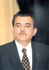 مندوب الملك يشارك في تشييع جثمان المشير سعد خير  