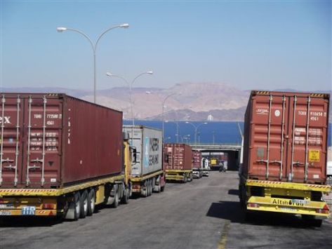 تجدد أزمة الشاحنات في ميناء العقبة