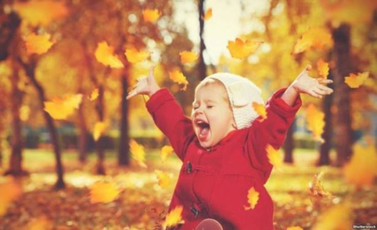 علميا.. مواليد الصيف متفائلون والشتاء مشاهير.. في أي فصل ولدت؟