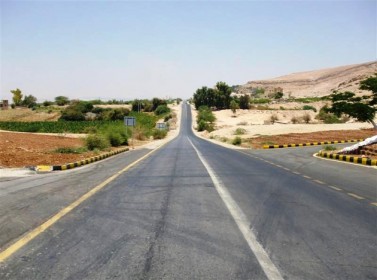 مطالب بتوسعة الطريق العام للواء الأغوار الشمالية مطالب بتوسعة الطريق العام للواء الأغوار الشمالية