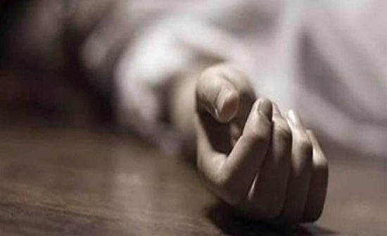 "إنّها مُعجزة".. هندية تعود إلى الحياة أثناء التحضير لدفنها! "إنّها مُعجزة".. هندية تعود إلى الحياة أثناء التحضير لدفنها!