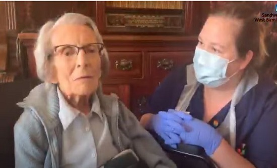 تعافي عجوز بريطانية تجاوزت الـ106 أعوام من كورونا .. بالفيديو