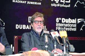 الاغتراب والموت والطفولة تطغى على فعاليات دبي السينمائي