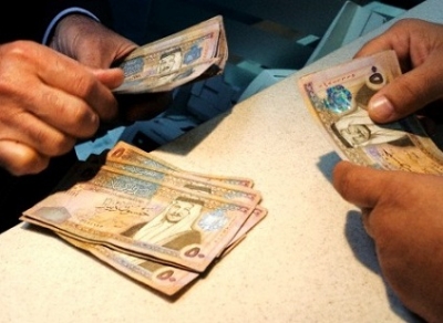 فيديو : الأردنيون بعد استلام الراتب