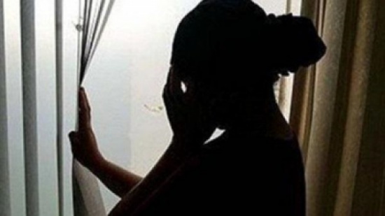 سلمى في دعوى خلع.. "جوزي بيخوني مع مرات أخوه بقاله 3 سنين" سلمى في دعوى خلع.. "جوزي بيخوني مع مرات أخوه بقاله 3 سنين"