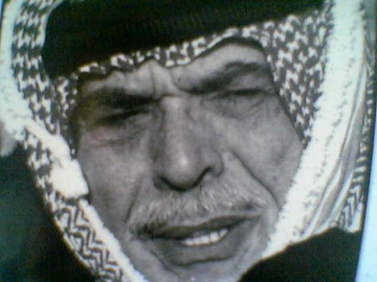 نائب الملك يزور ضريح المغفور له الملك الحسين نائب الملك يزور ضريح المغفور له الملك الحسين