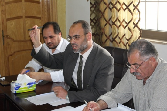 " المعلمين "  تجتمع مع رؤساء فروع النقابة للحديث حول الاضراب القادم - صور