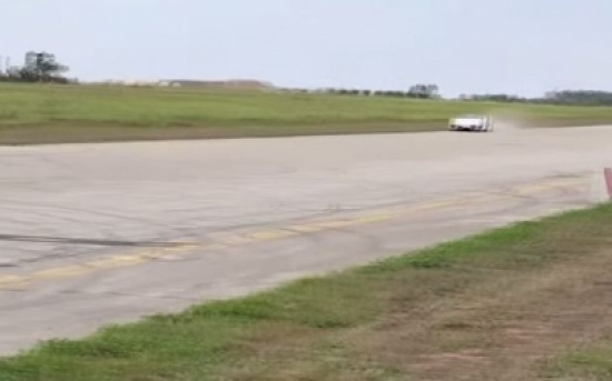 شاهد.. بورش تصدم 26 شخصاً