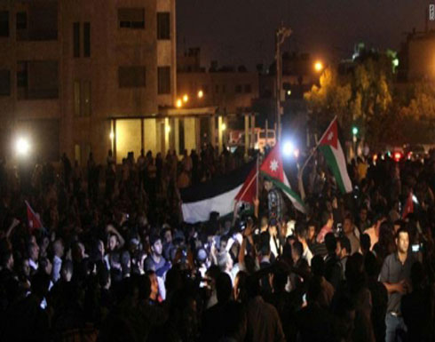 هتافات الرابية : " سيسي يا مفصوم ليش المعبر مقفول " هتافات الرابية : " سيسي يا مفصوم ليش المعبر مقفول "