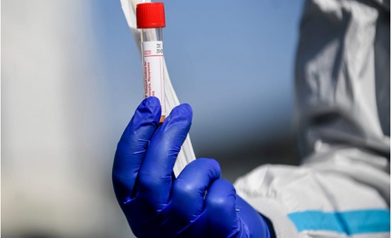 عزل مبنيين في الزرقاء وسحب 110 عينات لمخالطين ومجاورين