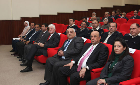 عكروش: تعزيز النزاهة يبيد الفساد ويجفف منابعه عكروش: تعزيز النزاهة يبيد الفساد ويجفف منابعه