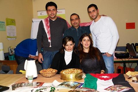 وفد شبابي من جائزة الحسن للشباب يشارك في تجمع شبابي فـي بولنـدا