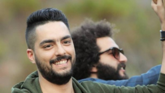 حسن الشافعي يتصدّر تويتر بصورته مع هذه الحسناء حسن الشافعي يتصدّر تويتر بصورته مع هذه الحسناء