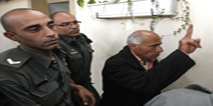 شرطة اسرائيل تحتجز مفشي الاسرار النووية فانونو