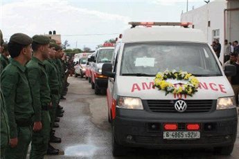 جثامين ضحايا المعتمرين تصل معبر الكرامة في طريقها إلى جنين جثامين ضحايا المعتمرين تصل معبر الكرامة في طريقها إلى جنين