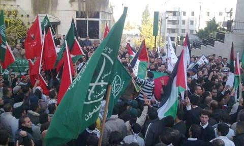 النقابات المهنية تعتصم أمام السفارة المصرية غدا احتجاجا على حصار غزة