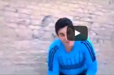 شاهد.. شاب يتناول الذرة بسرعة مدهشة