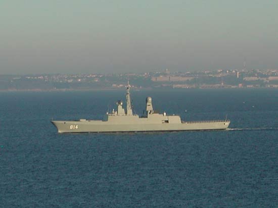 إعتقال أفراد زورق إسرائيلي ضل طريقه في العقبة