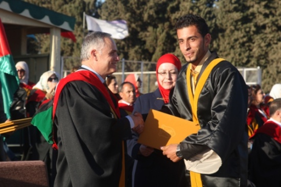 "علوم الأردنية" تنجز 50% من البحوث الصادرة عن الجامعة