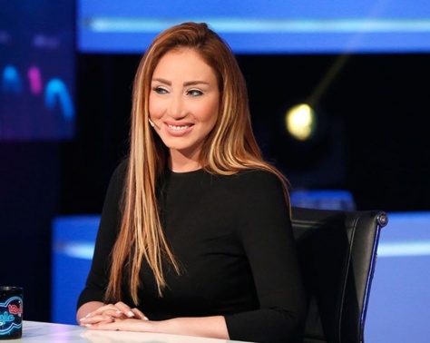 بالفيديو - ضحايا السيول يطردون ريهام سعيد ويشتموها.. شاهدوا ماذا حصل!؟ بالفيديو - ضحايا السيول يطردون ريهام سعيد ويشتموها.. شاهدوا ماذا حصل!؟